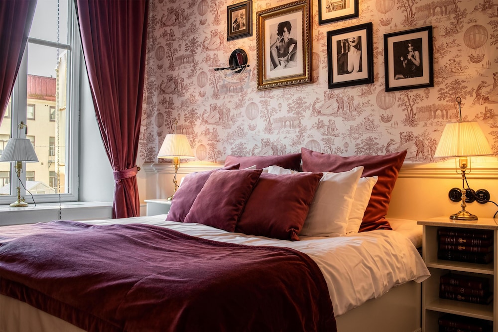 Hotel Pigalle 17/71