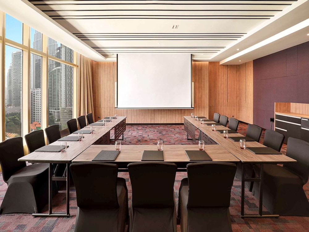 Ibis Kuala Lumpur City Centre 63/74