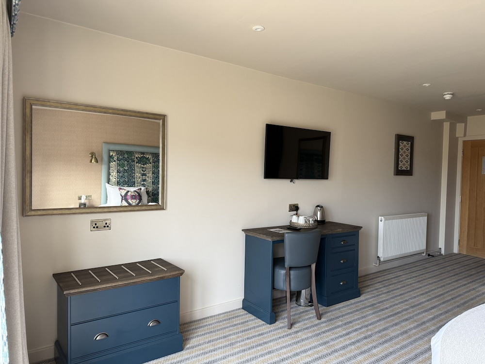Great Hallingbury Manor, BW Signature Collection 40/64