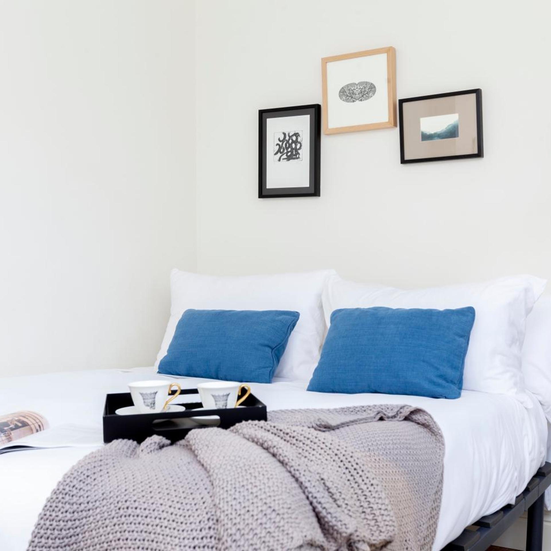 2 Bedrooms, Suite