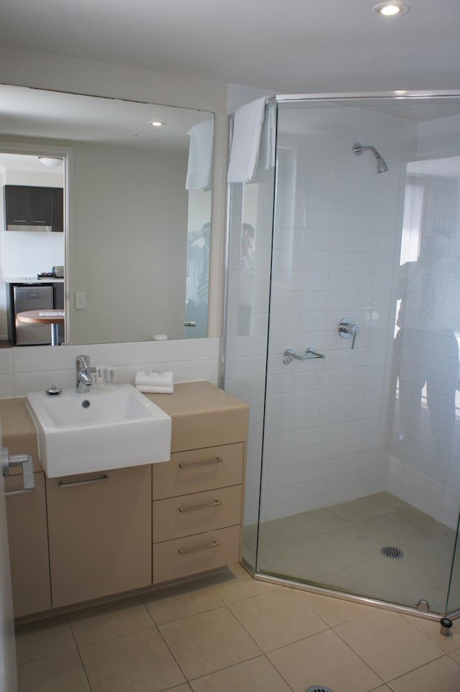 Quest Chermside 12/32