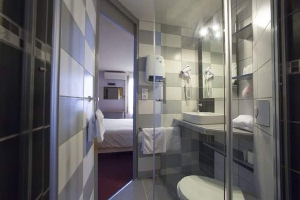 غرفة كلاسيكية بسرير مزدوج، Comfort Hotel Valence 5/6