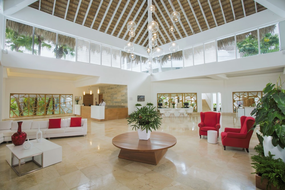 Viva Heavens by Wyndham A Trademark All Inclusive 40/63