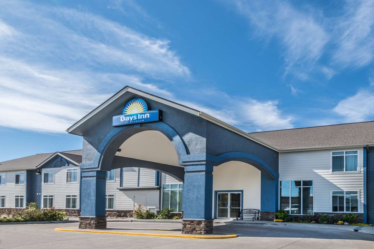 Days Inn By Wyndham Great Falls 1/35