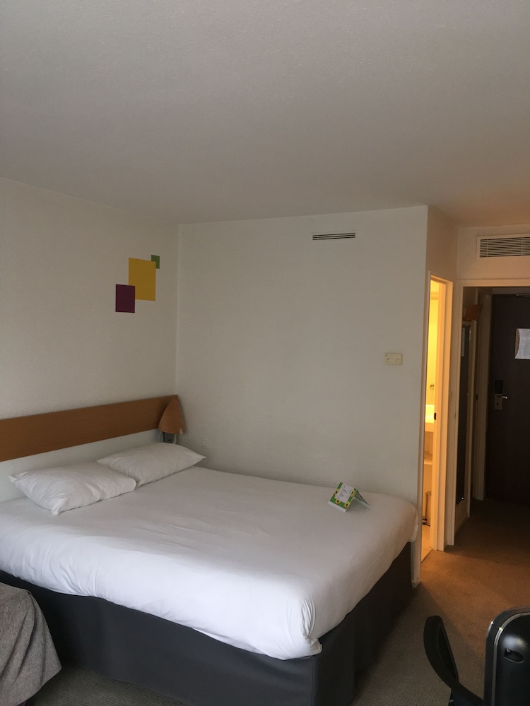 ibis Styles Besancon 23/77