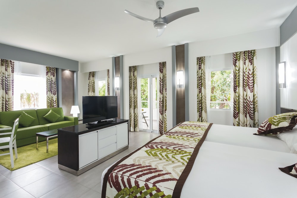 Hotel RIU Playacar All Inclusive 23/65