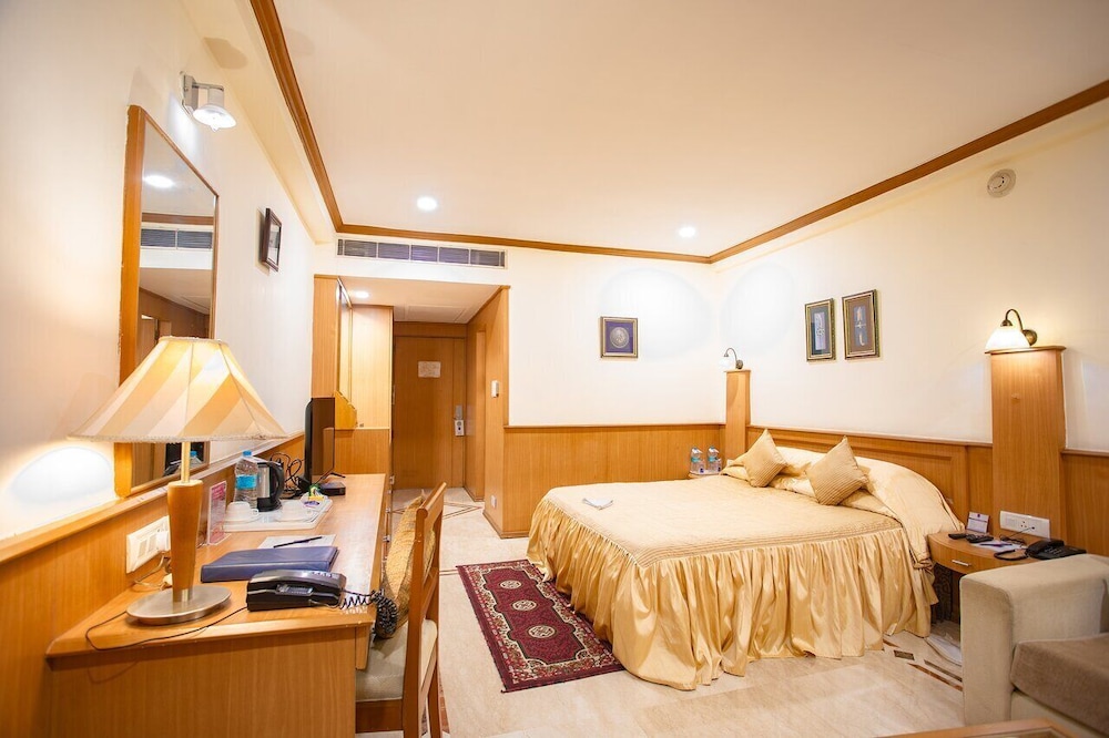 Empires Hotel Paradip 9/34