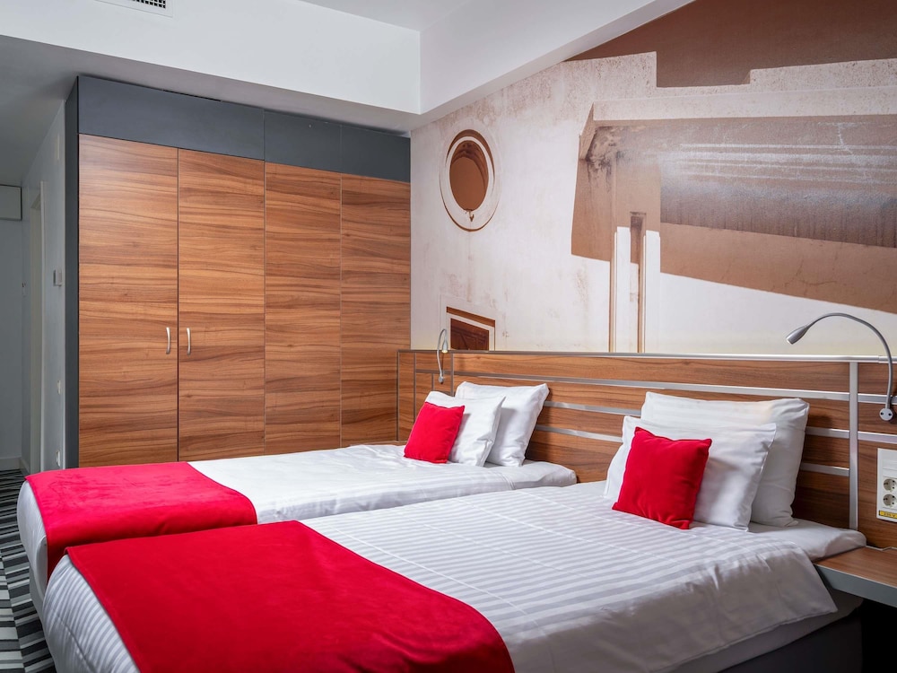 Mercure Bucharest Unirii 17/63