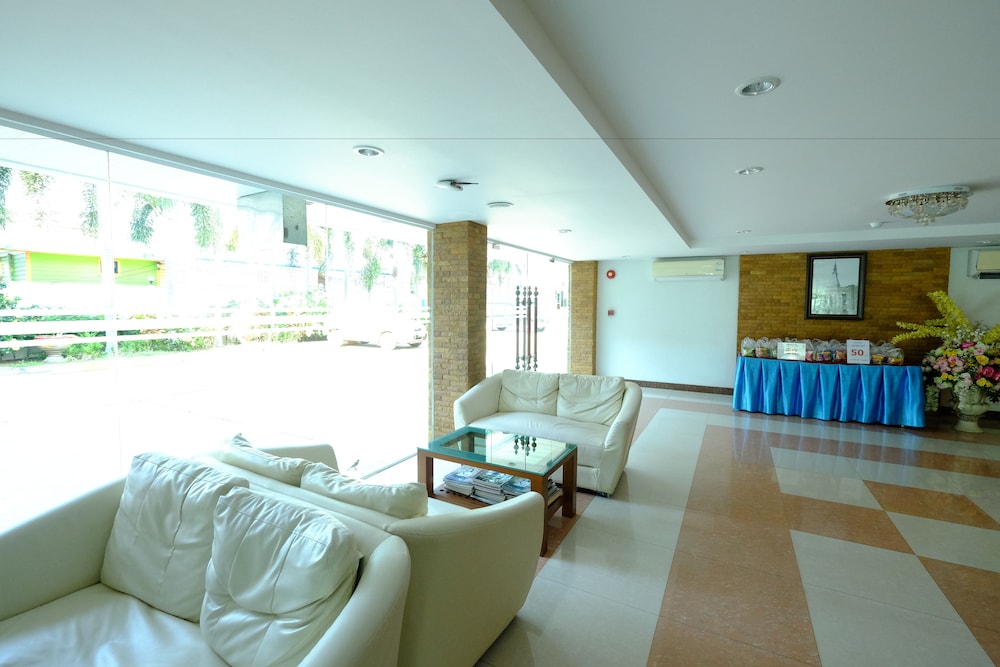 That Phanom River View Hotel 34/48