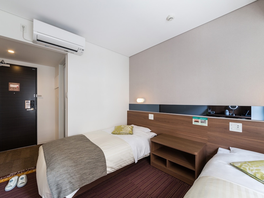 Super Hotel Lohas Hakata Station Chikushi Exit 12/36