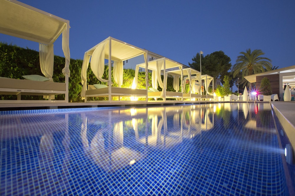 Mar Hotels Playa de Muro Suites 6/56