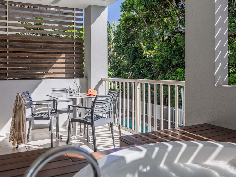 Mantra Aqueous Port Douglas 51/62