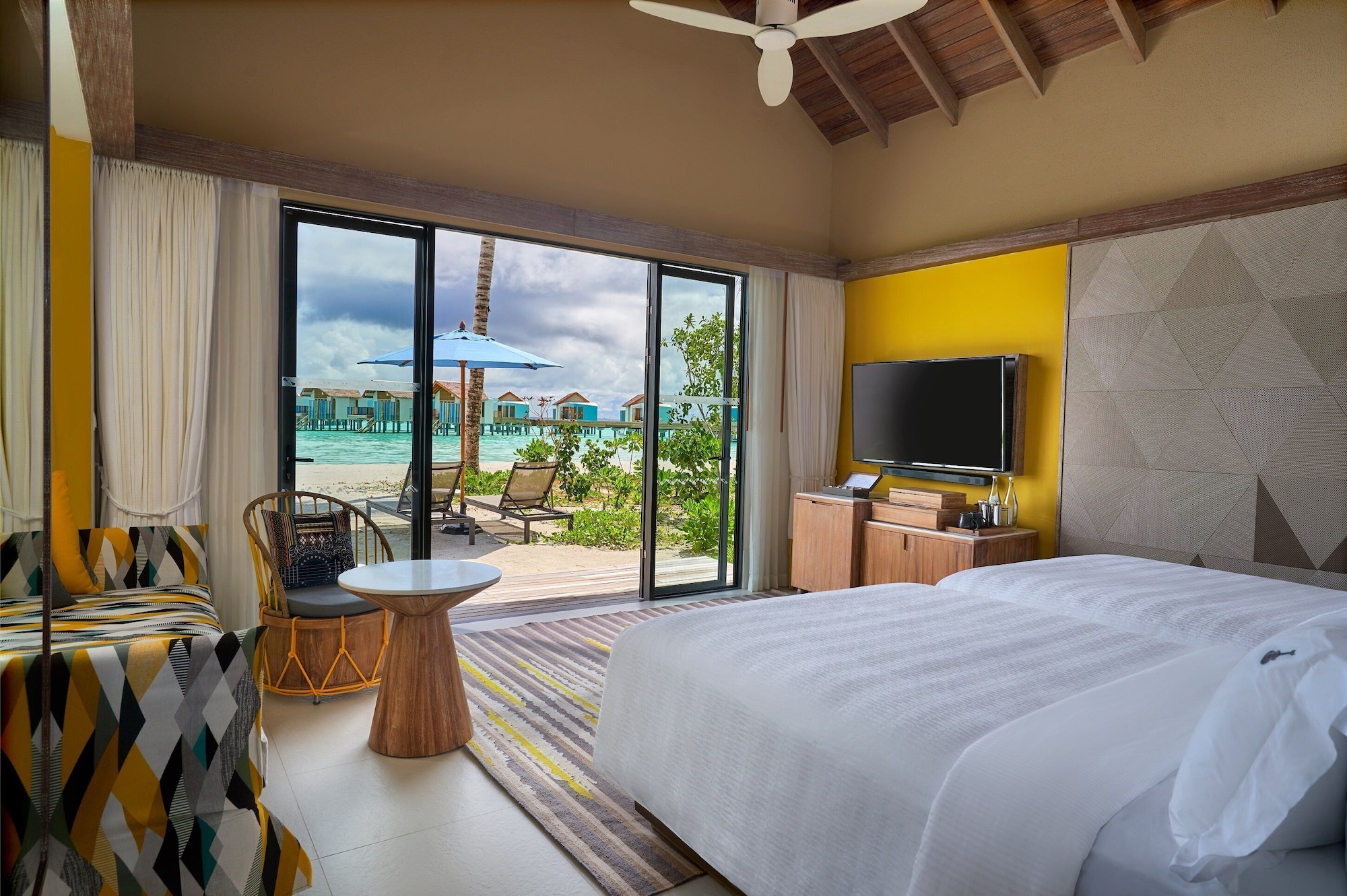 Gold, Beach Villa, Twin Beds, Sofa