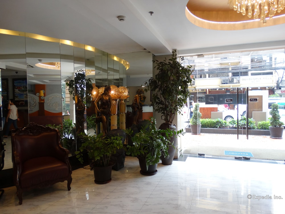 Silver Oaks Suite Hotel 5/25