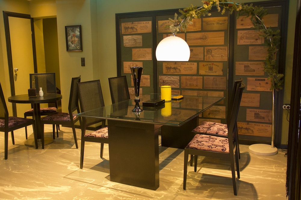 Andromeda Suites and Apartments 35/48