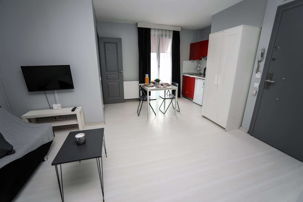 Arkem 2 Hotel 57/66