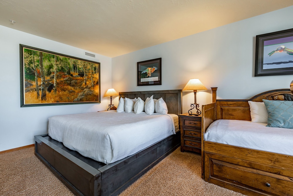 The Caledonian By All Seasons Resort Lodging 19/80