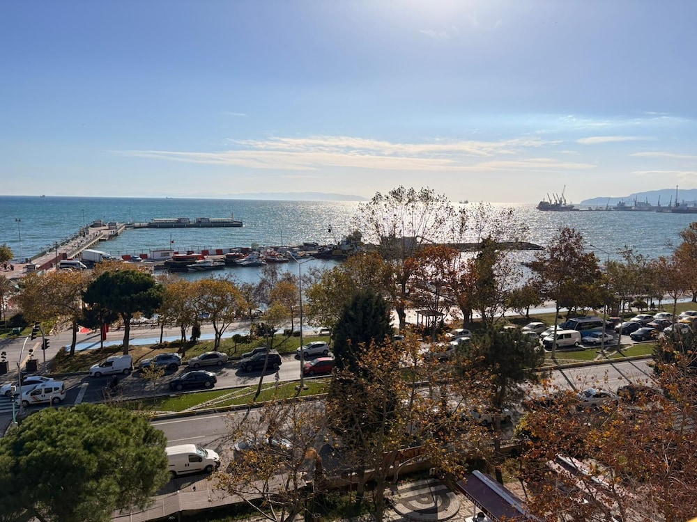 Tekirdag Yat Hotel 40/50