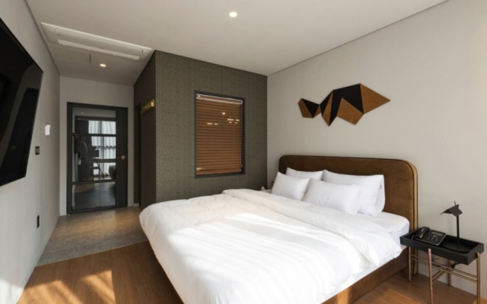 Yongwon Hound Hotel 9/27