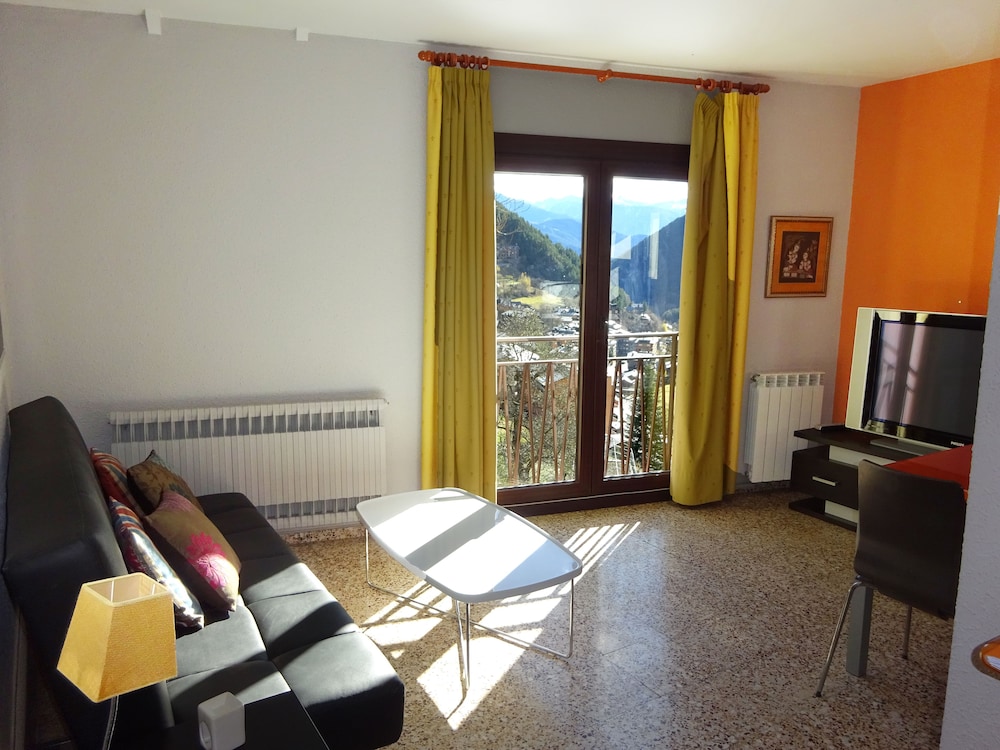APARTAMENTOS ARINSAL 3000 37/58
