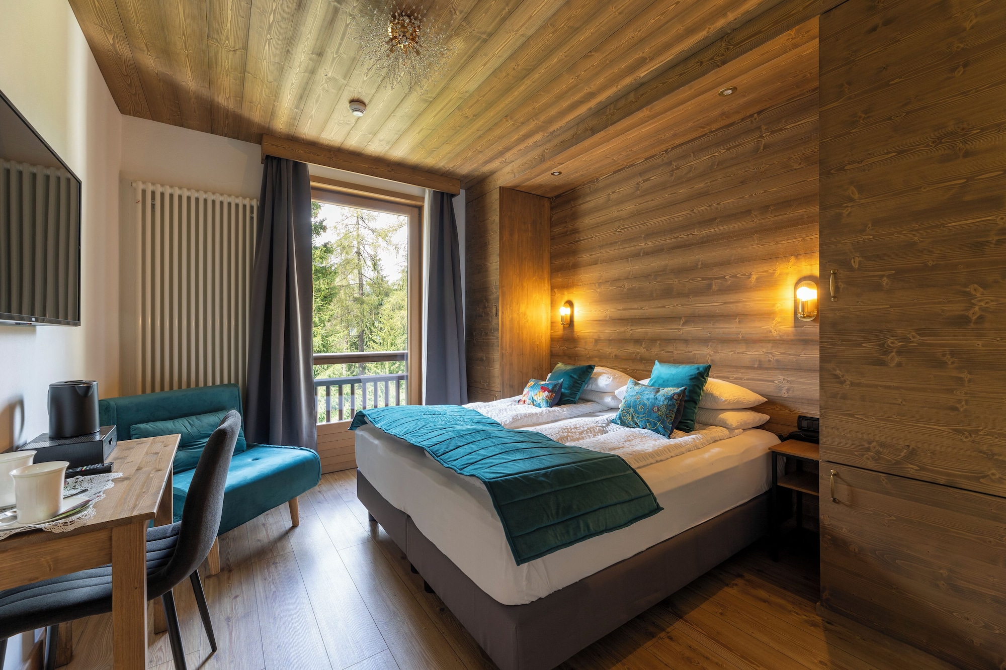غرفة قياسية، Hotel Derby 4/10