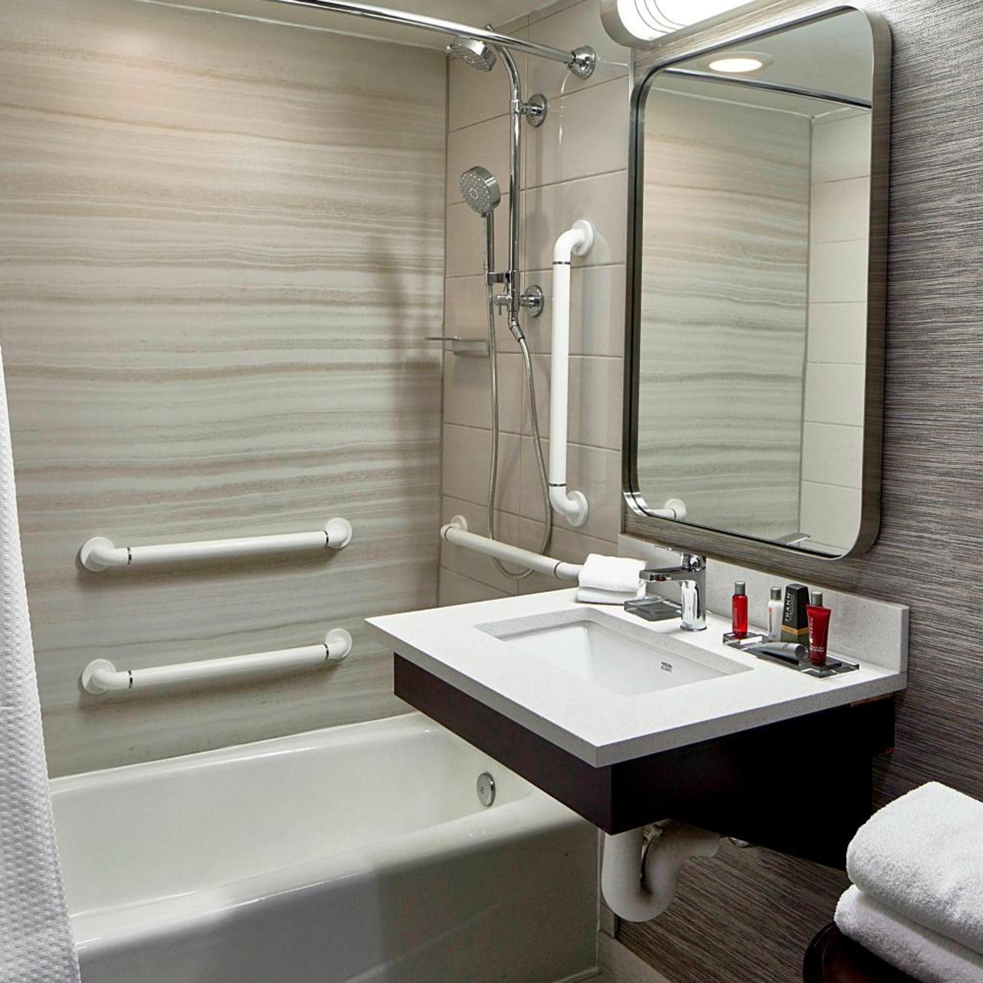 1 Bedroom, Suite, 2 Queen Beds, Sofa, Large