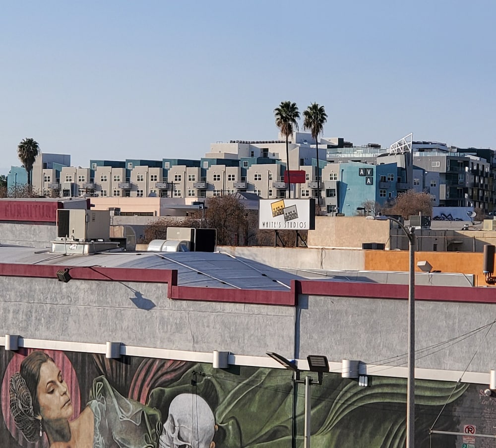 Colony Inn North Hollywood 37/62