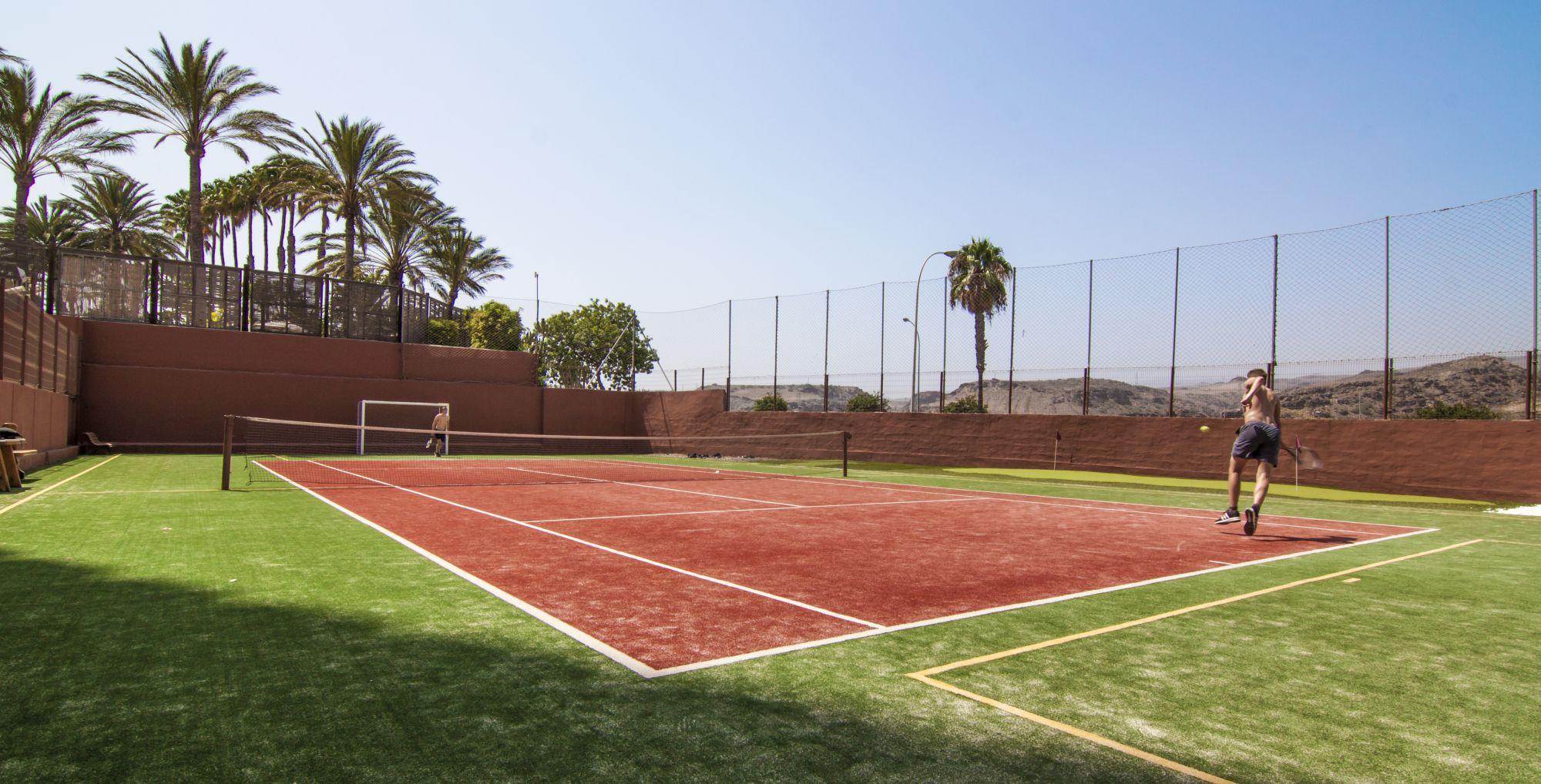 Corona Roja Apartments 6/18