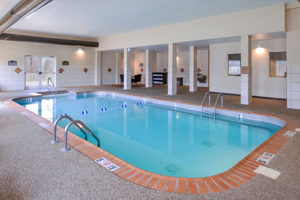 swimming pool spa