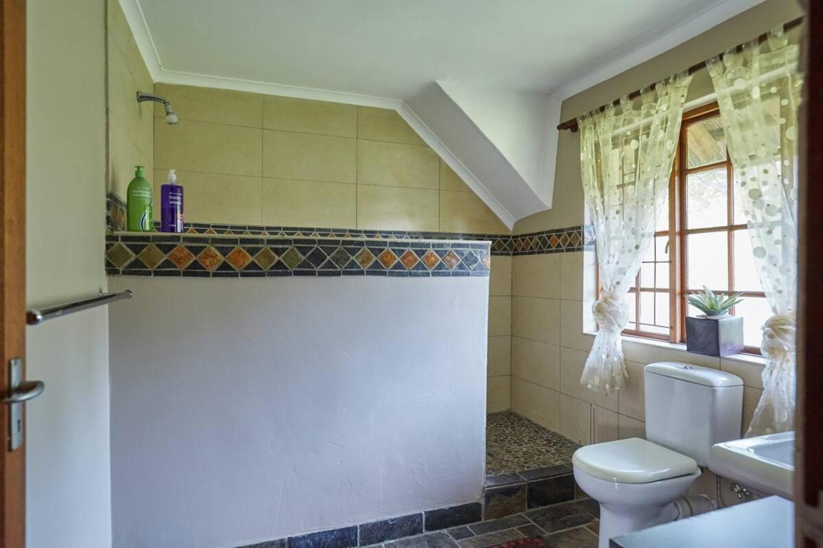 41 Ridge Self-catering Cottages 47/50