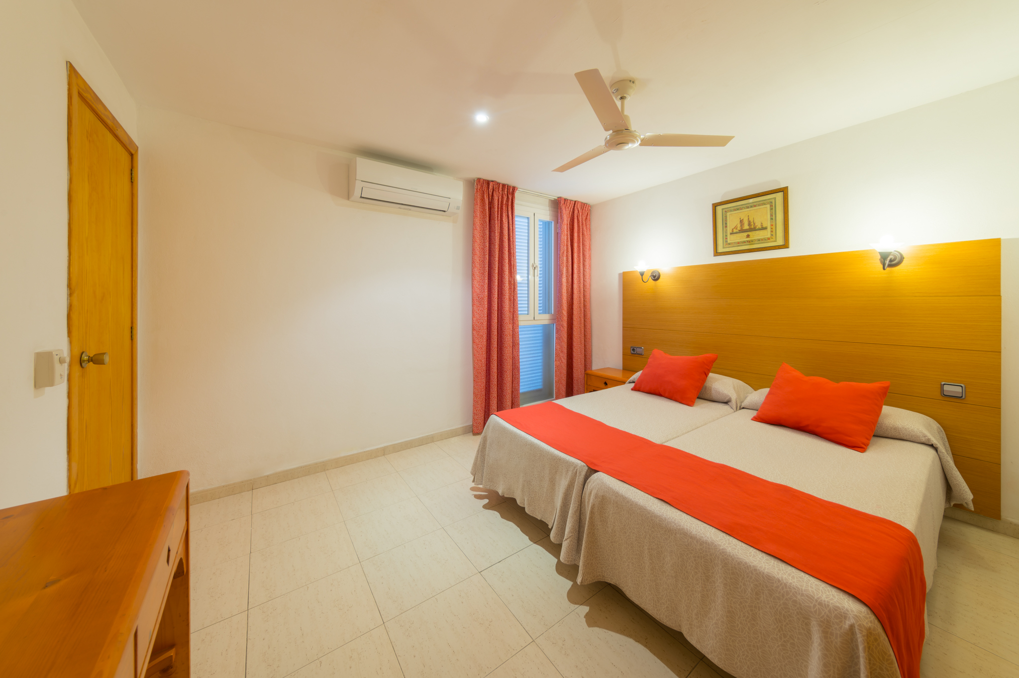 Inner, Apartment, No Balcony