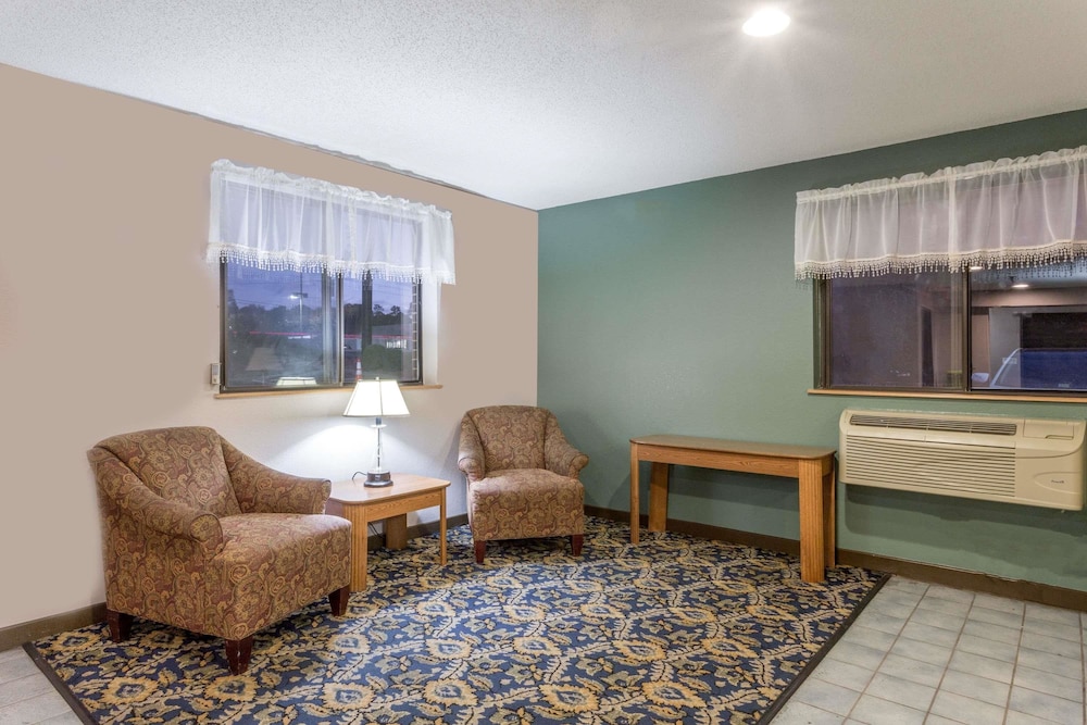 Super 8 By Wyndham Richmond Midlothian Turnpike 16/26