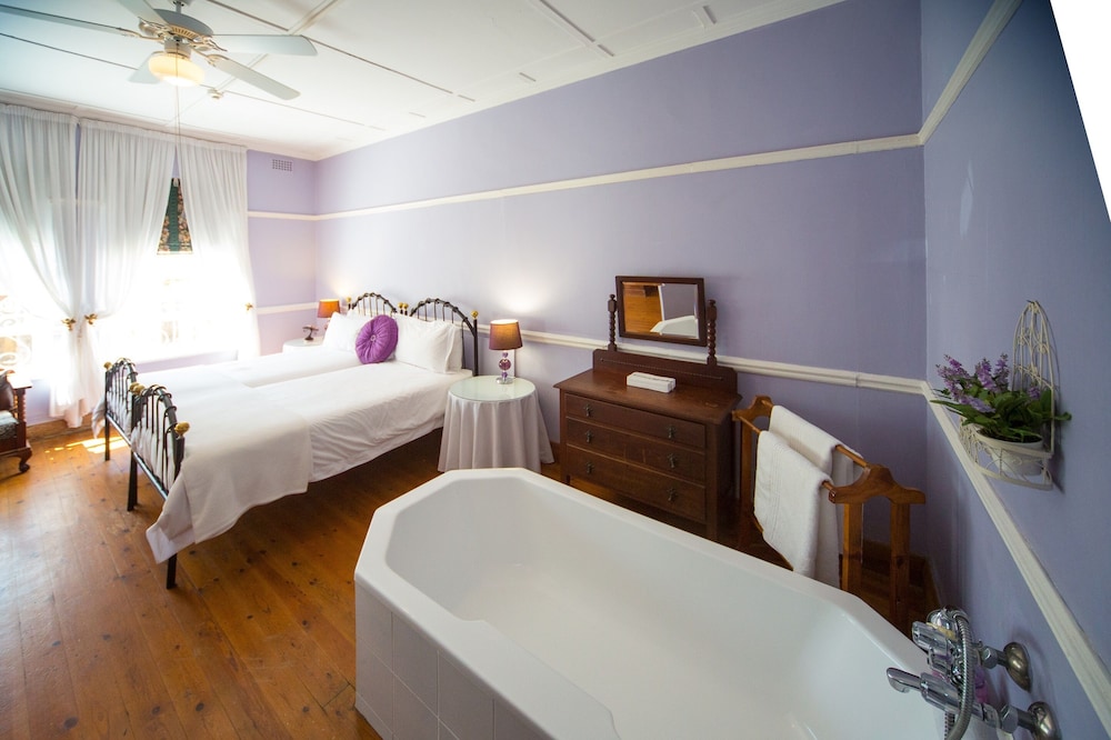 Mountain Manor Guest House 17/50