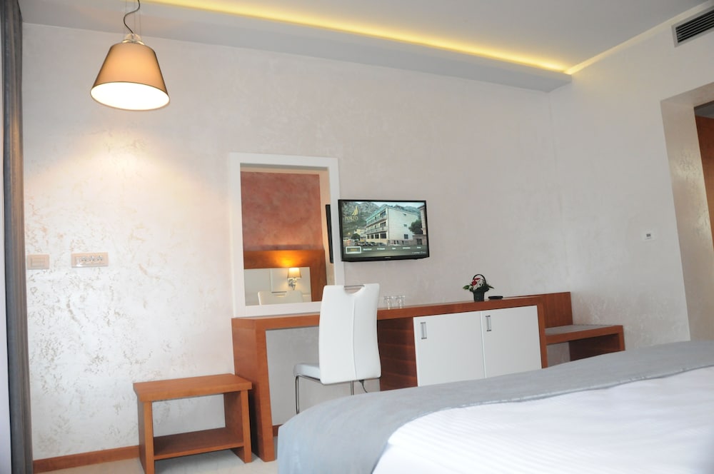Hotel Porto In 8/38