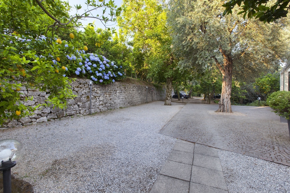 Villa Oriana Relais 53/62