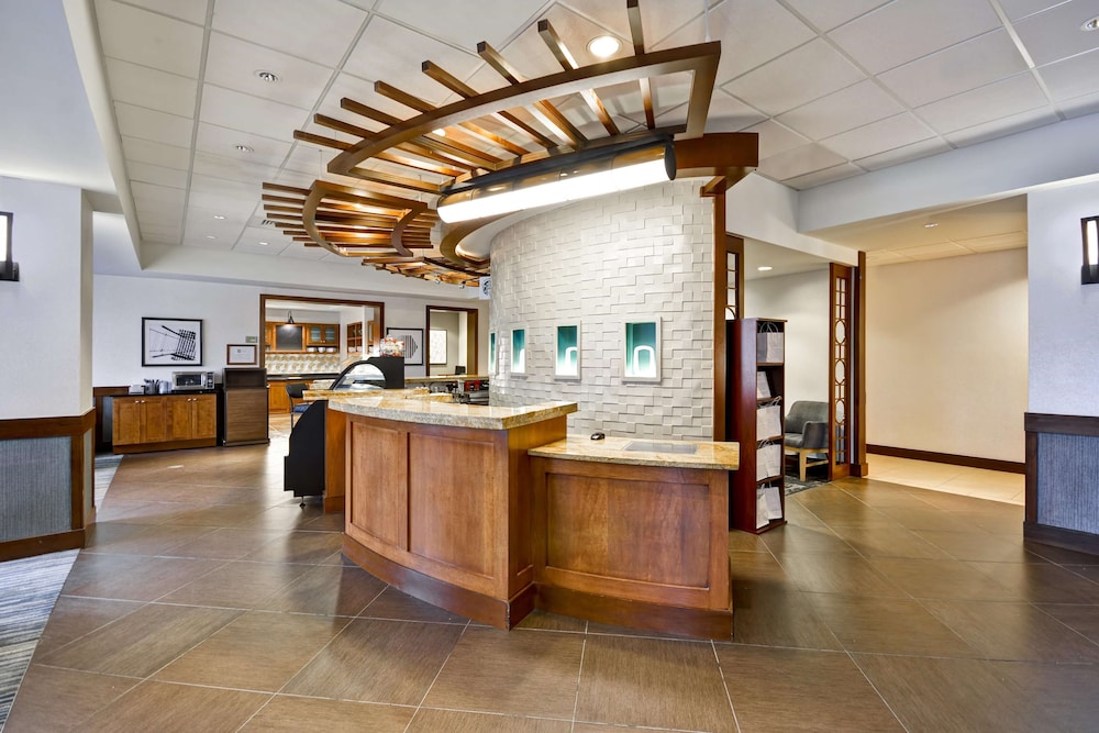 Lobby at Hyatt Place Columbus/Worthington, COLUMBUS - OH