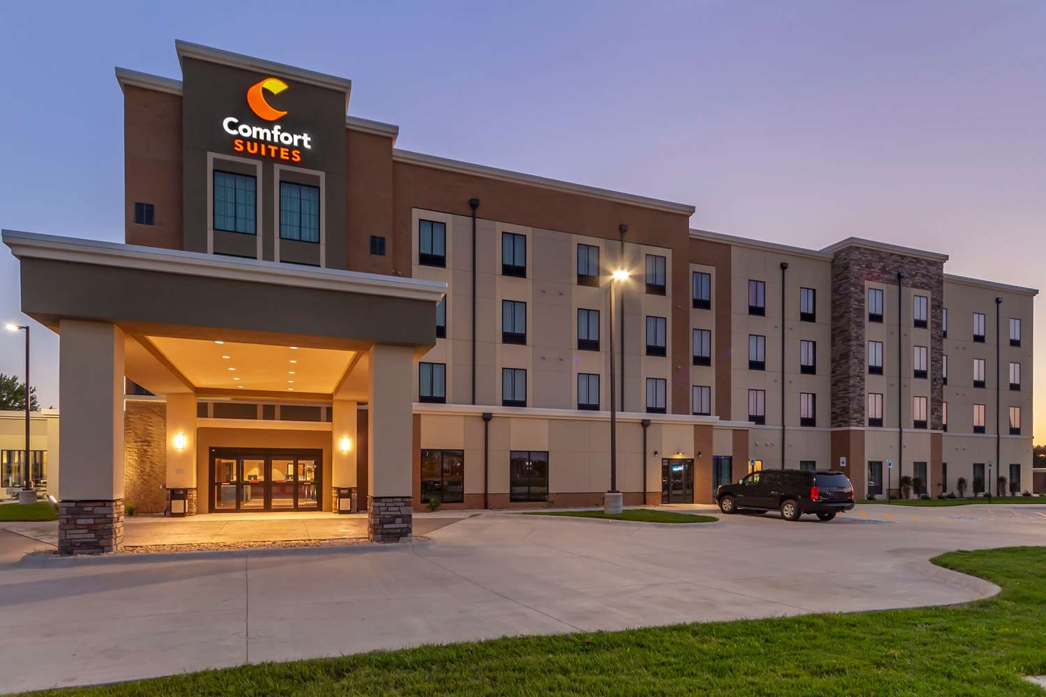 Comfort Suites Grand Island South 18/20