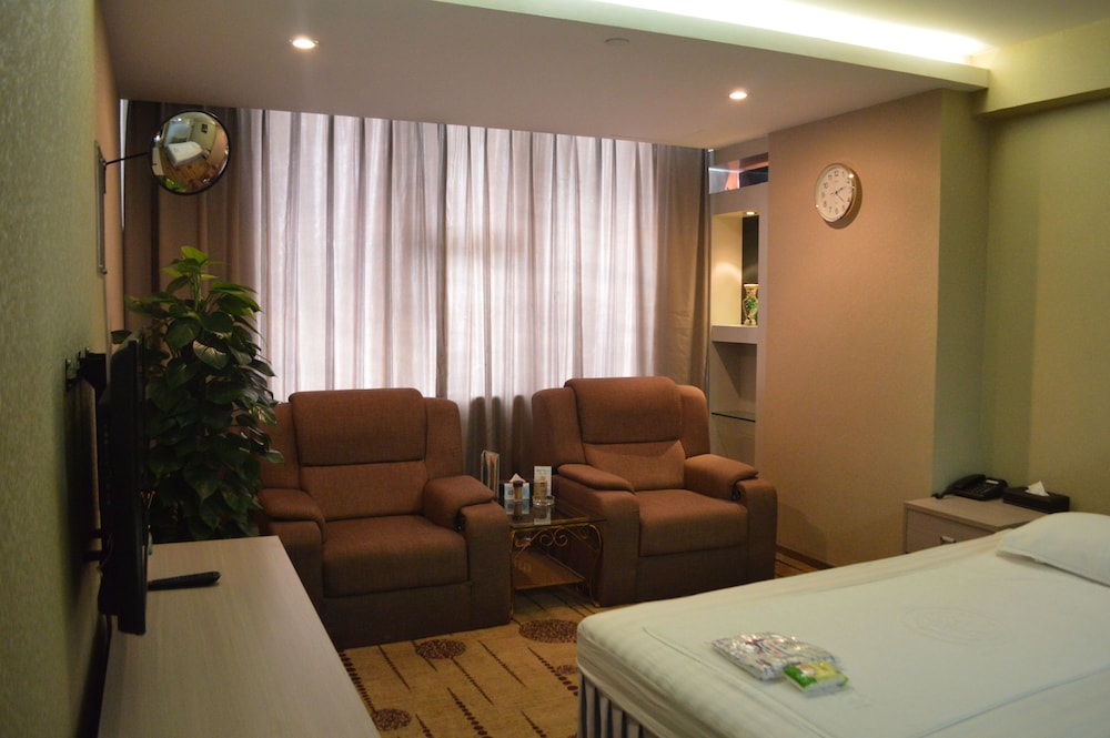 Rivan Hotel Rica 31/58