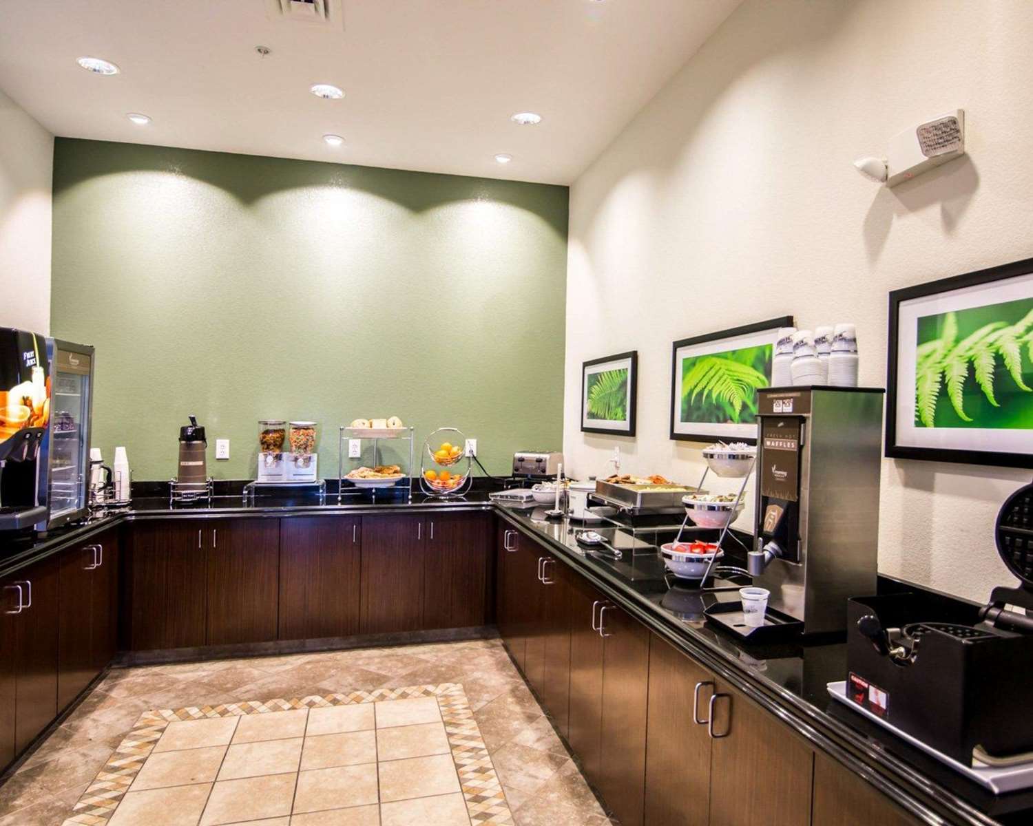 Sleep Inn & Suites & Conference Center Garden City KS 41/47