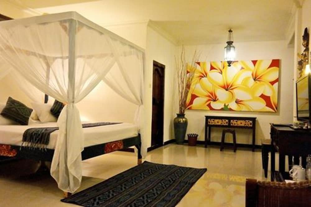 Puri Cendana Resort 33/72
