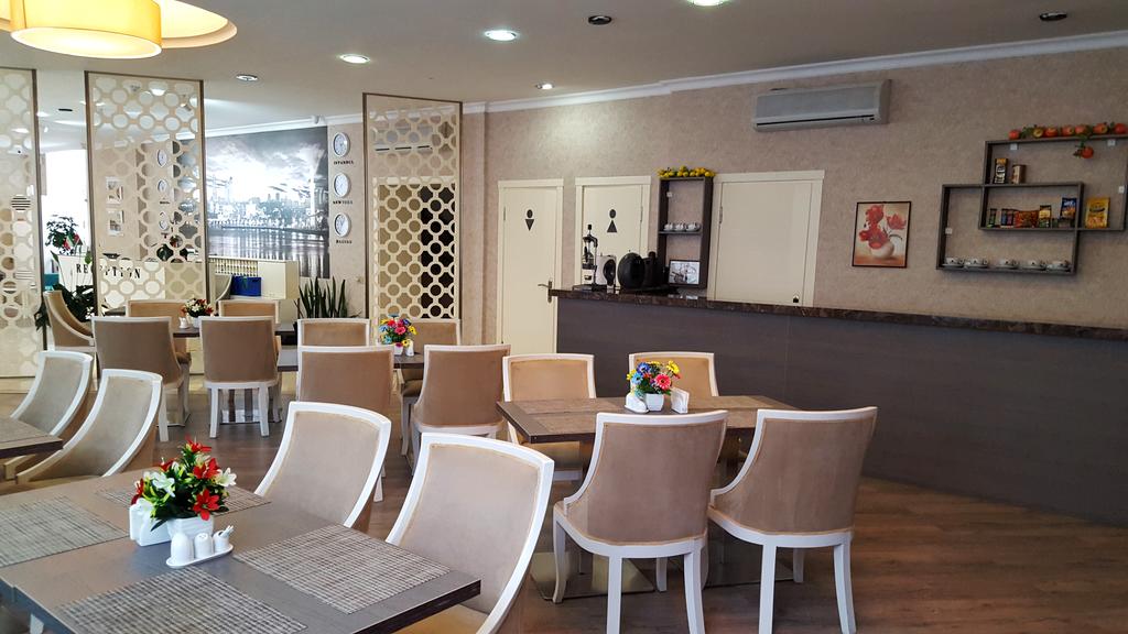 Empire Hotel Baku 22/23