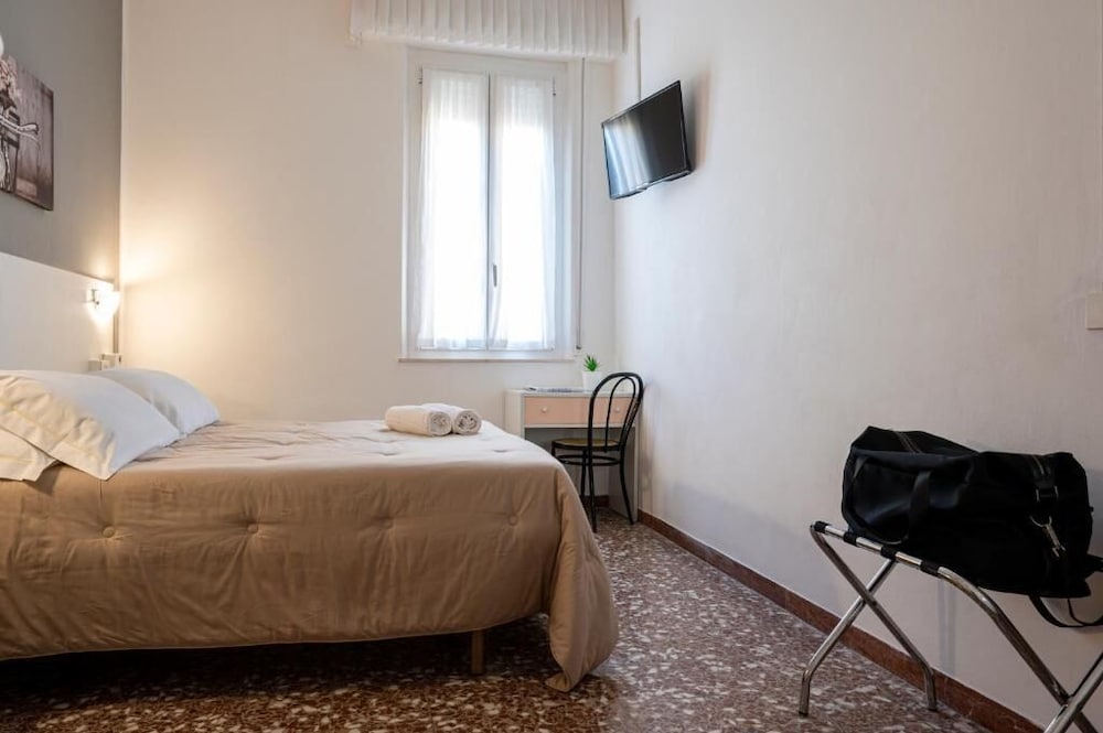 Amadei Hotel Blumen 4/34