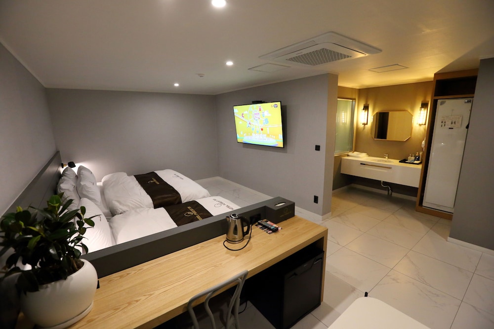 Hotel Forest 701 19/50