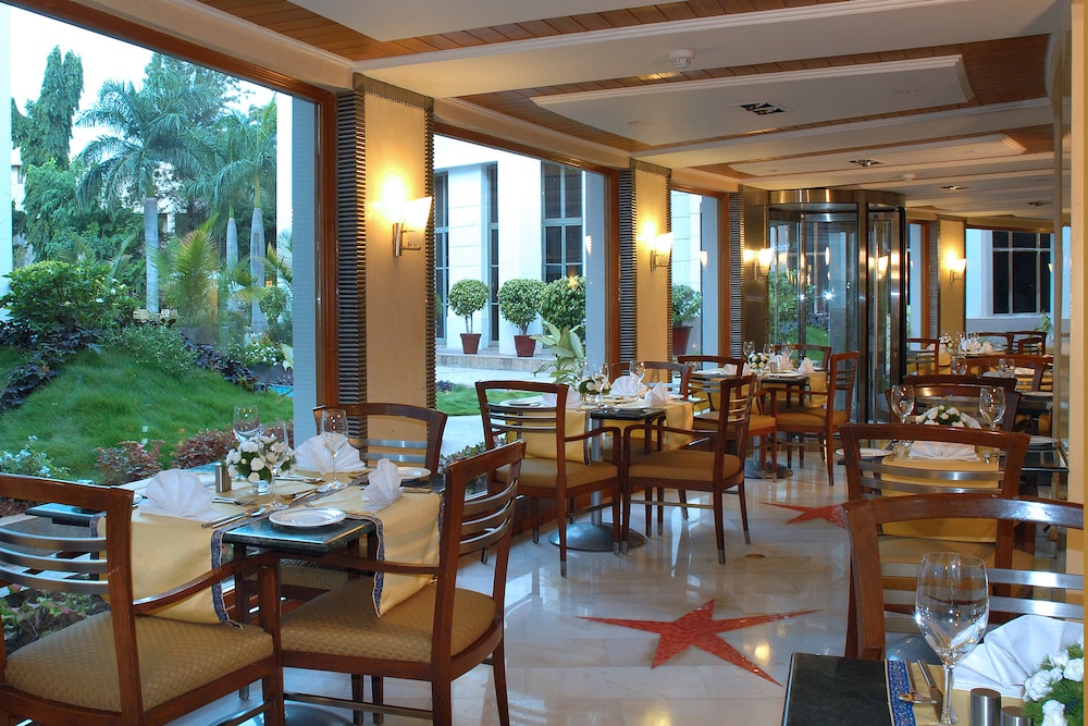 The Manohar Hyderabad 35/44
