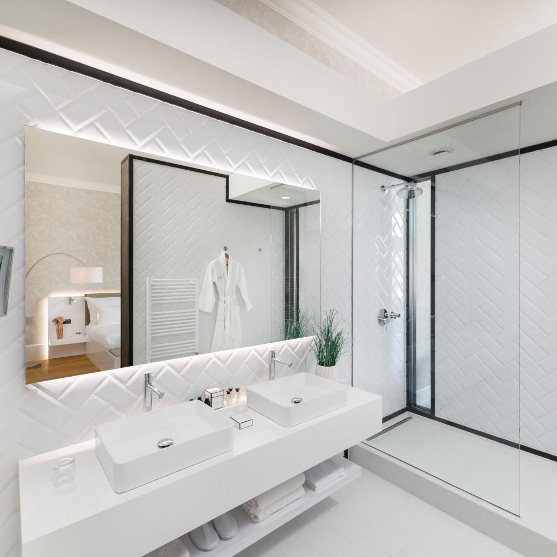 Governor, Suite, River View، Hotel Vision Budapest 3/4