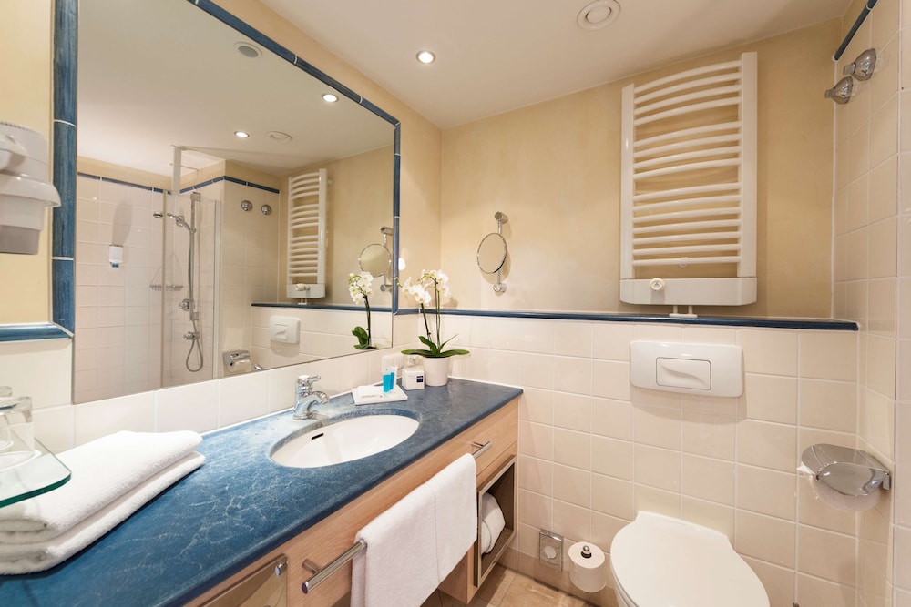 Comfort, Suite, Double Bed, Land Side، Dorint Strandhotel Binz Rugen 6/10