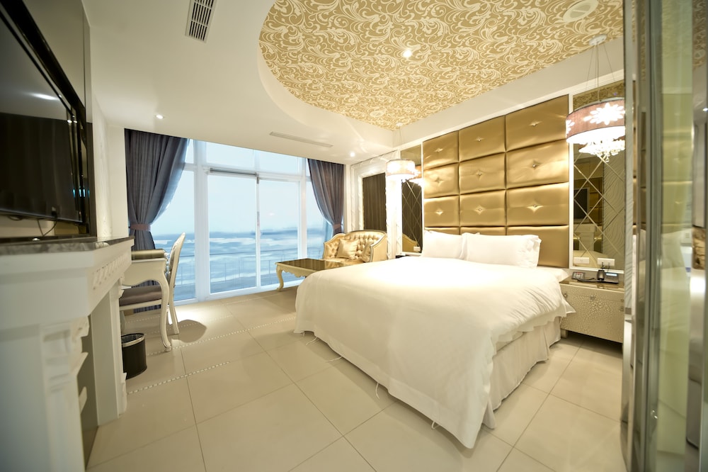 White House Beach Resort 15/71