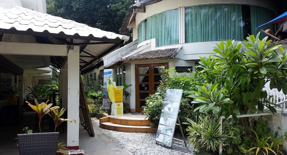 Surfside Boracay Resort & Spa 6/50