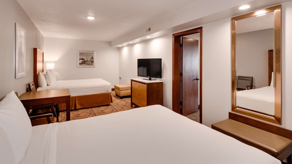 Best Western Plus Longbranch Hotel and Convention Center 12/25