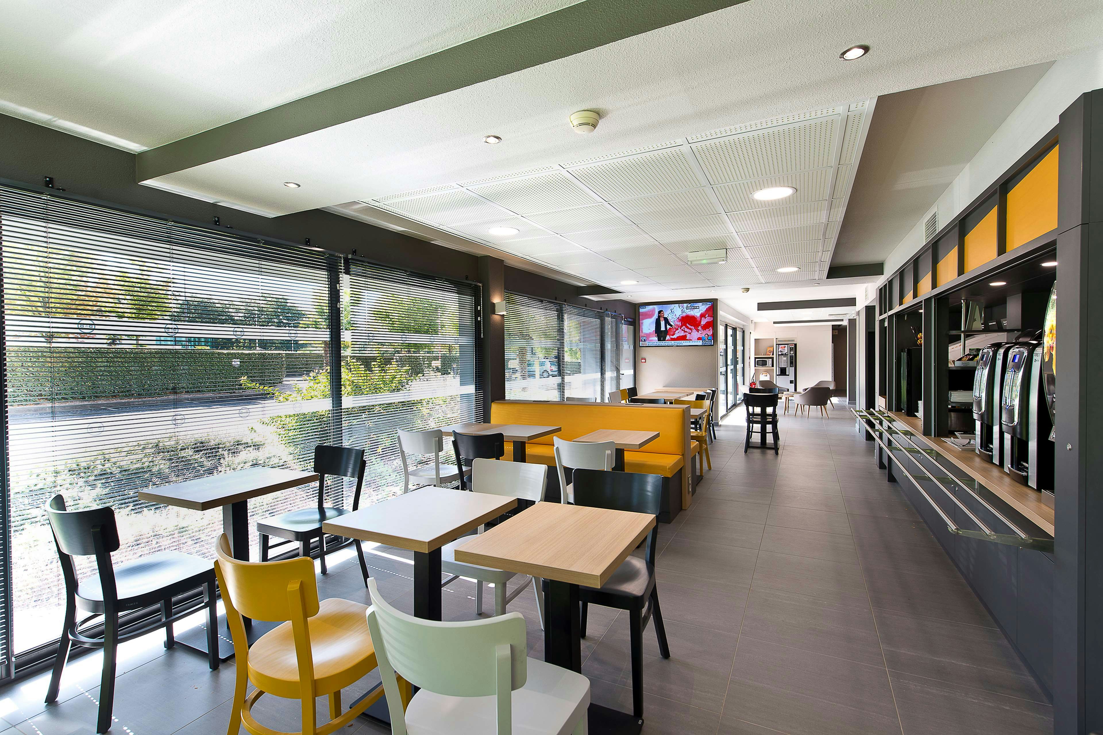 B&B HOTEL Pau Zenith 21/27